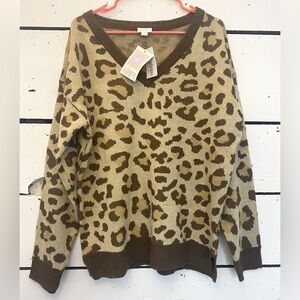 NWT LuLaRoe Torrie V Neck Sweater, medium